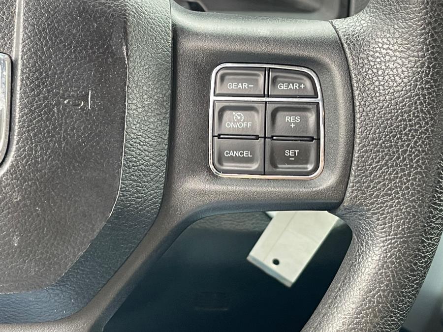 2018 RAM 1500 SLT 4x4 Quad Cab 6''4