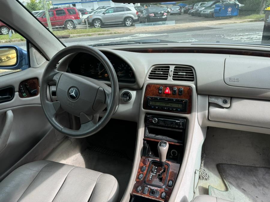 1999 Mercedes-Benz CLK-Class CLK320 photo