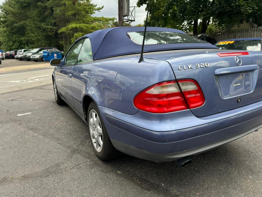 1999 Mercedes-Benz CLK-Class CLK320 photo