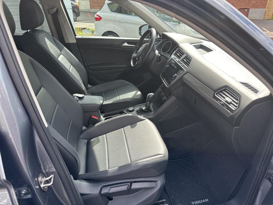 2019 Volkswagen Tiguan 2.0T SE 4MOTION photo