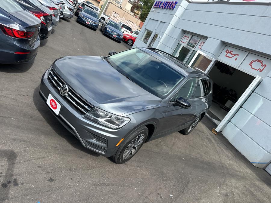 2019 Volkswagen Tiguan 2.0T SE 4MOTION photo