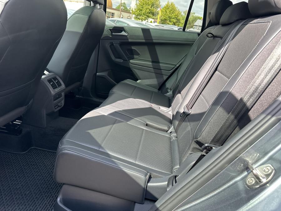 2019 Volkswagen Tiguan 2.0T SE 4MOTION photo