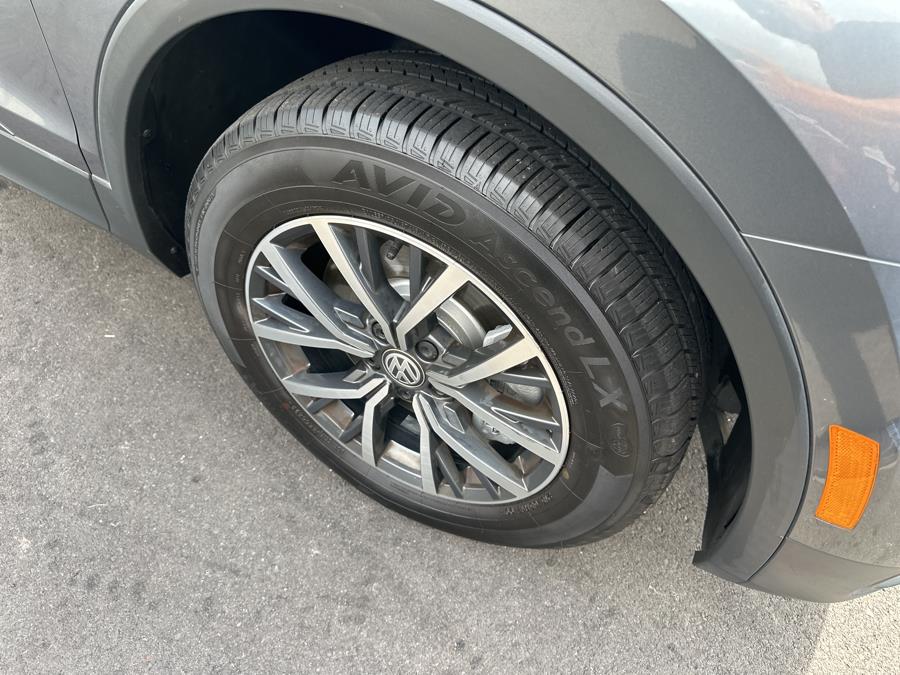 2019 Volkswagen Tiguan 2.0T SE 4MOTION photo
