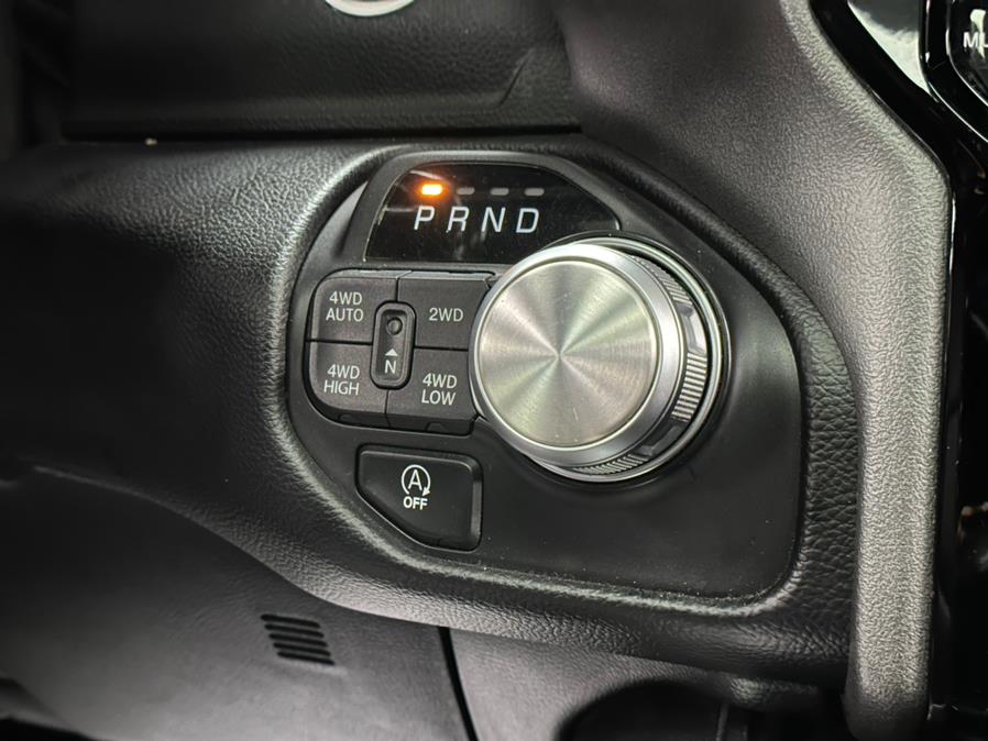 2020 RAM 1500 Laramie 4x4 Crew Cab 5''7
