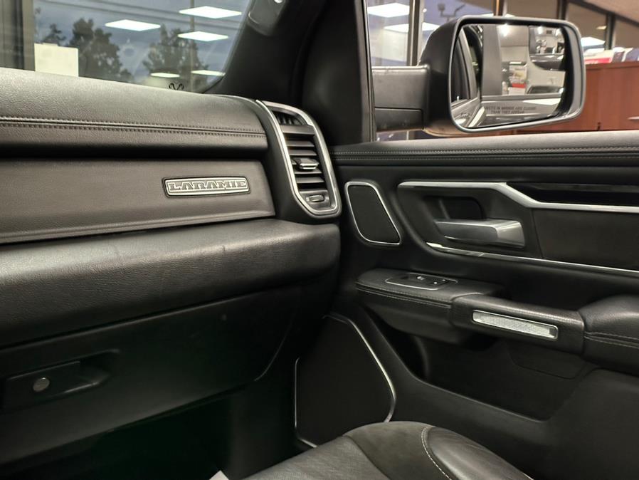 2020 RAM 1500 Laramie 4x4 Crew Cab 5''7