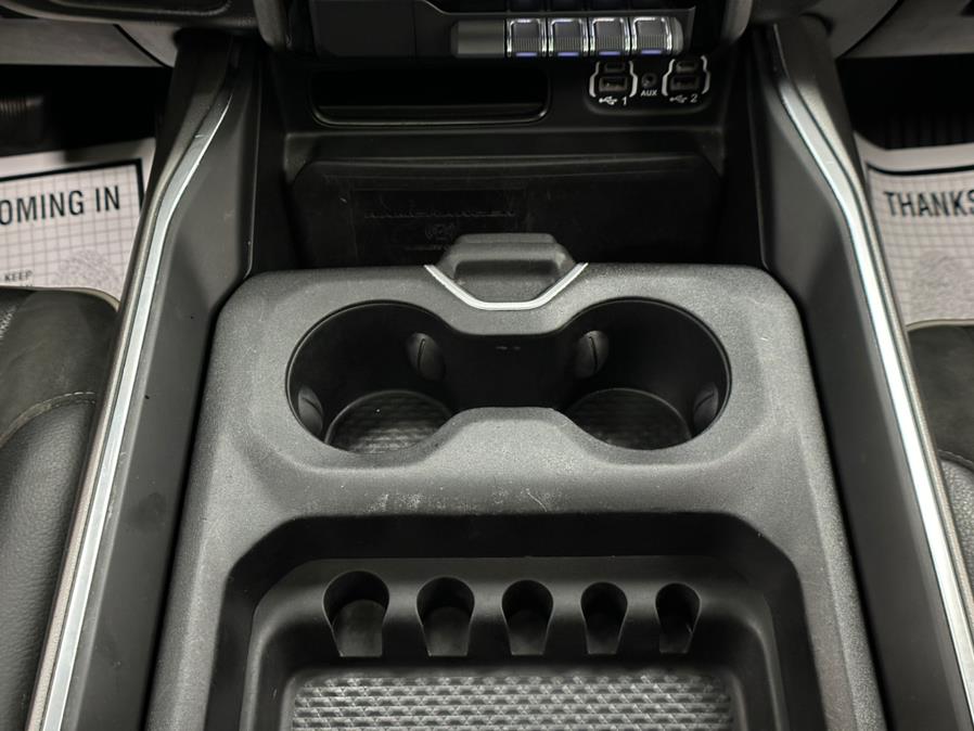2020 RAM 1500 Laramie 4x4 Crew Cab 5''7