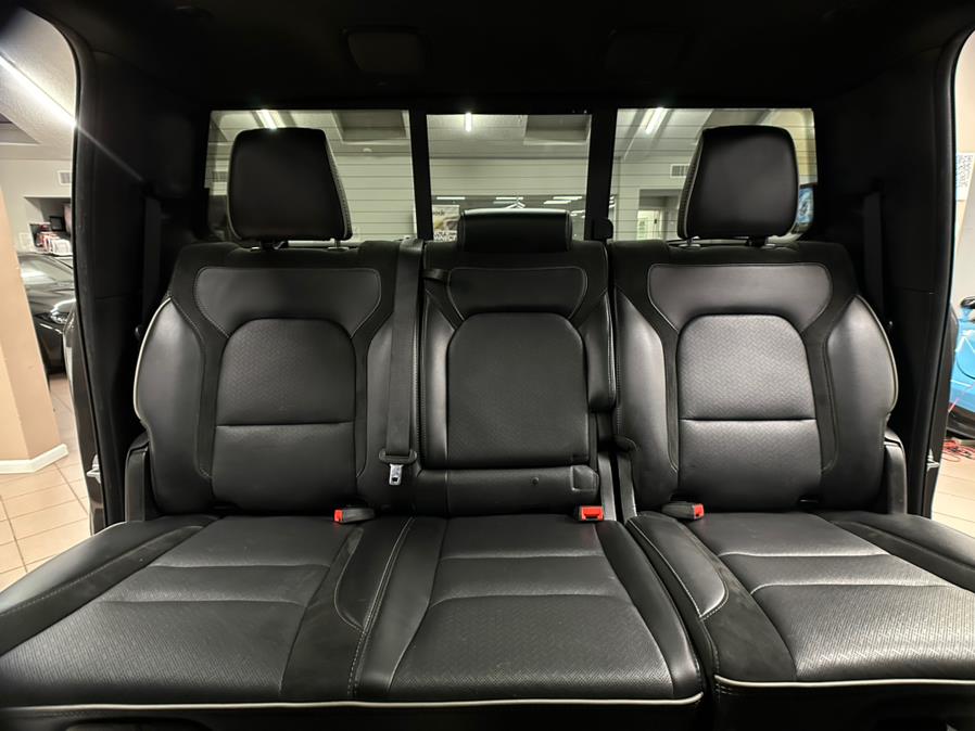 2020 RAM 1500 Laramie 4x4 Crew Cab 5''7