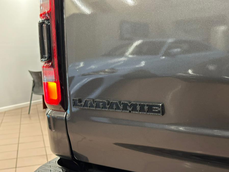 2020 RAM 1500 Laramie 4x4 Crew Cab 5''7