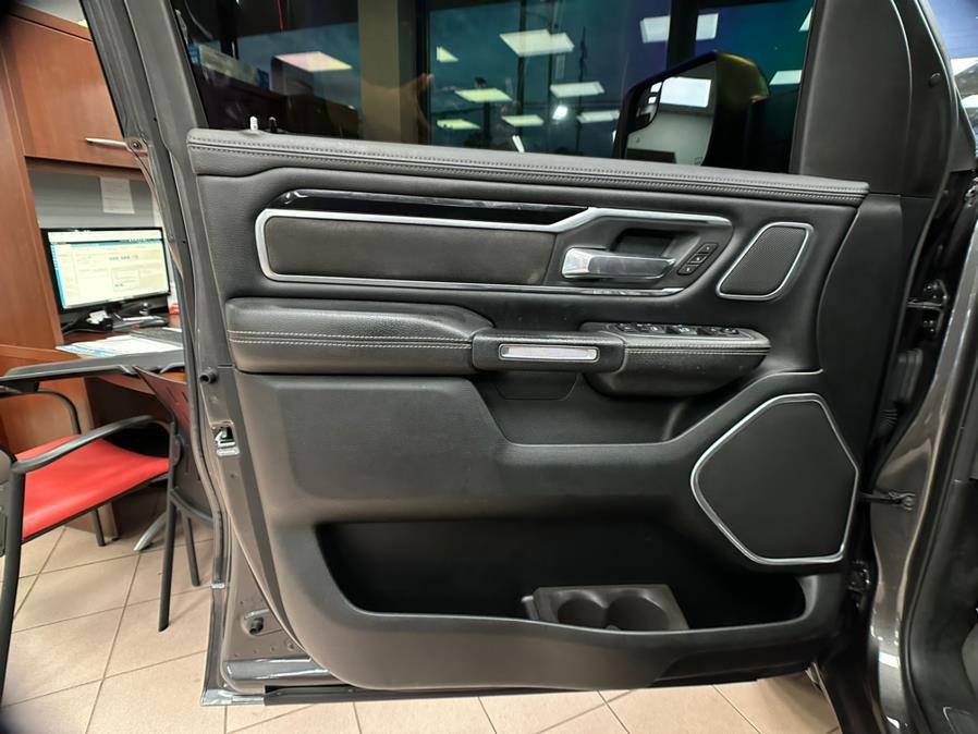 2020 RAM 1500 Laramie 4x4 Crew Cab 5''7