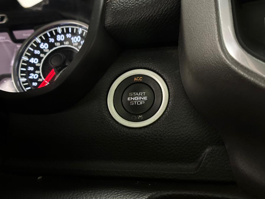 2020 RAM 1500 Laramie 4x4 Crew Cab 5''7