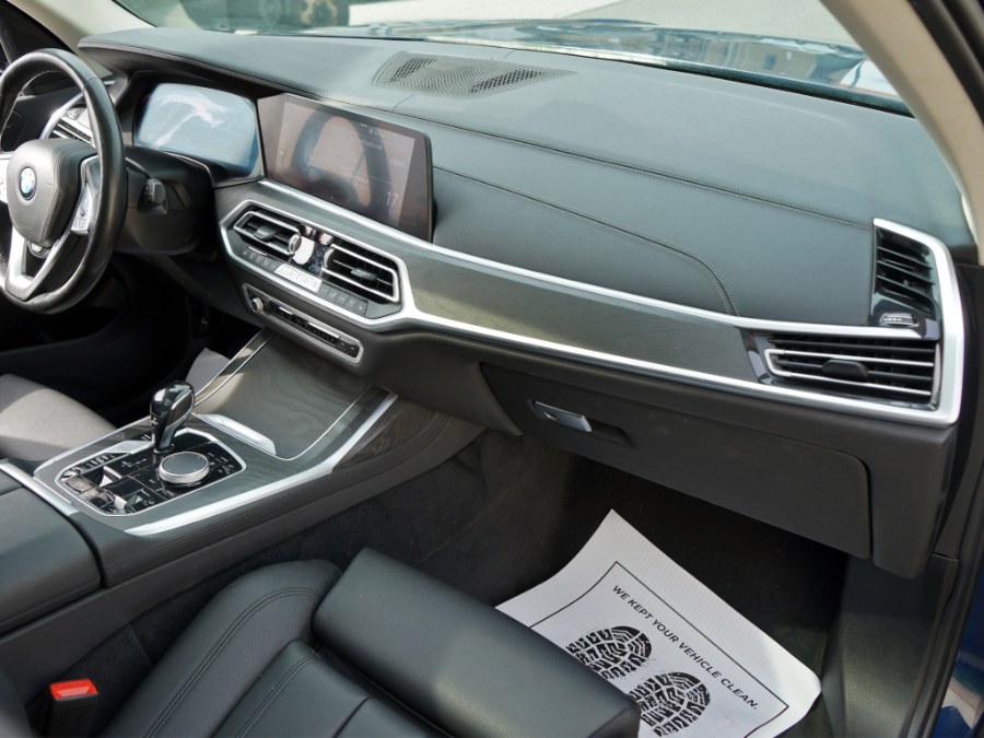 2020 BMW X7 xDrive40i photo