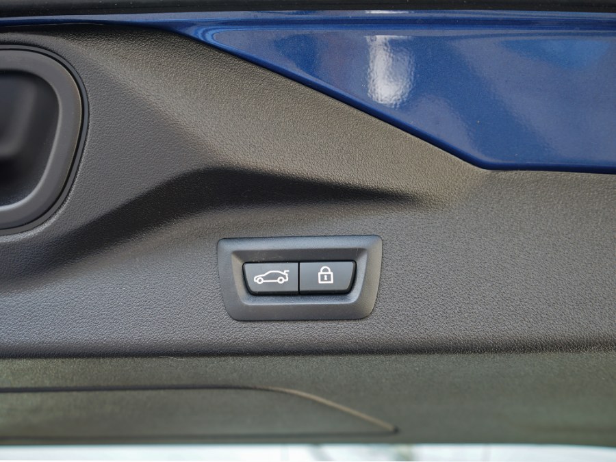 2020 BMW X7 xDrive40i photo