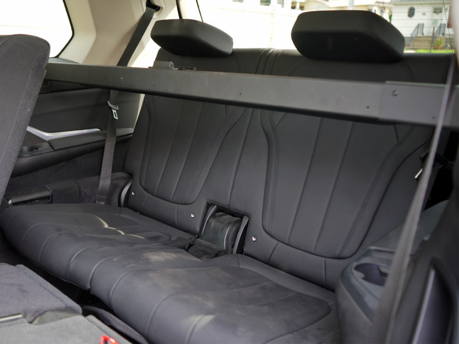 2020 BMW X7 xDrive40i photo