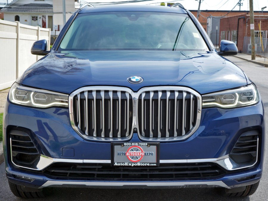2020 BMW X7 xDrive40i photo