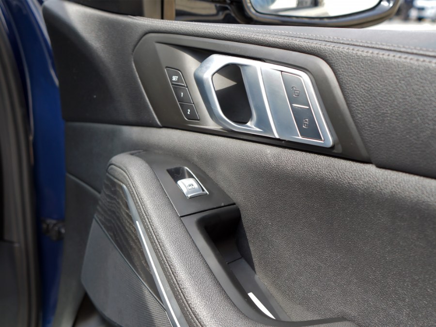 2020 BMW X7 xDrive40i photo
