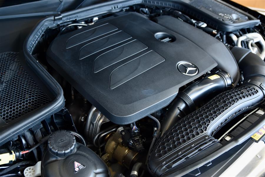 2021 Mercedes-Benz C-Class C 300 4MATIC photo
