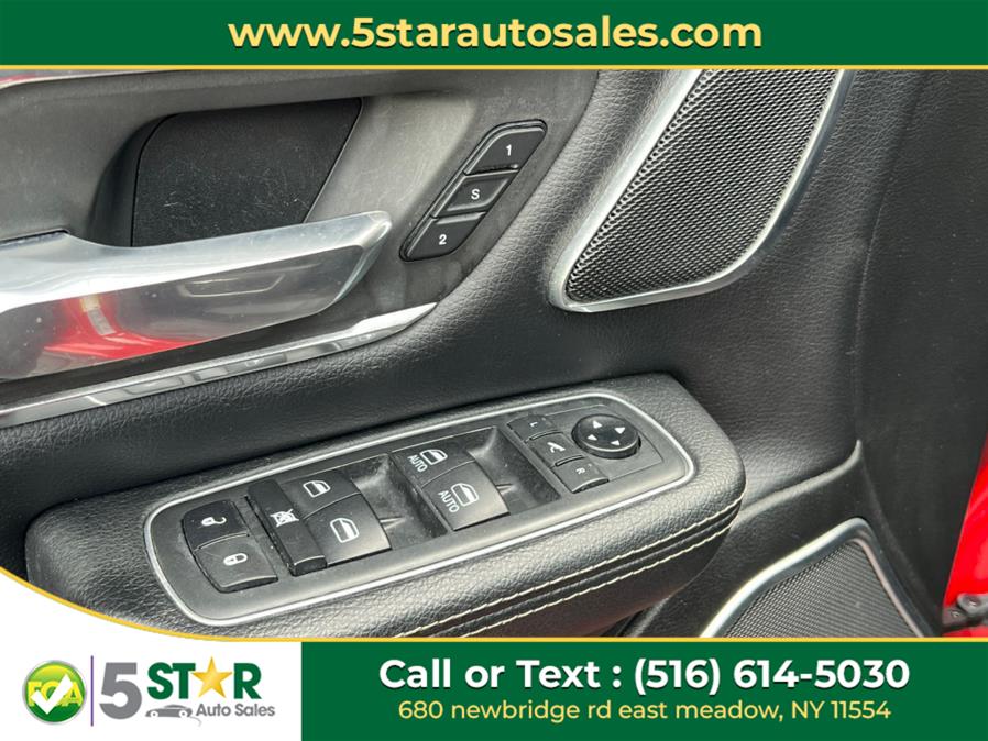 2021 RAM 1500 Laramie 4x4 Crew Cab 6''4
