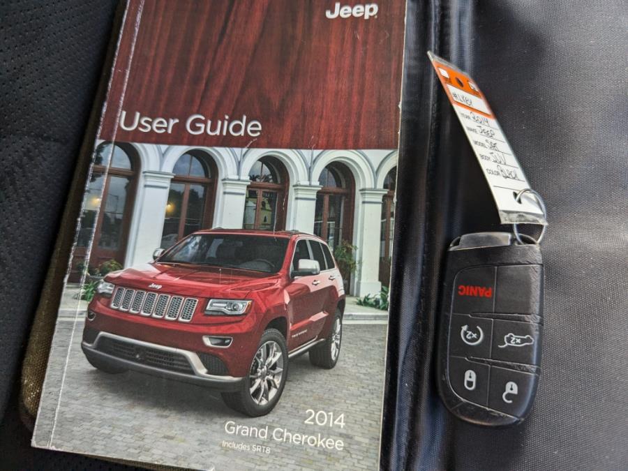 2014 Jeep Grand Cherokee SRT photo