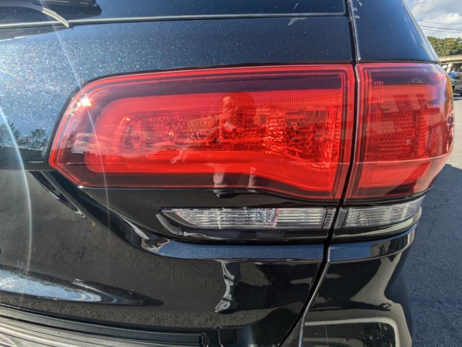 2014 Jeep Grand Cherokee SRT photo