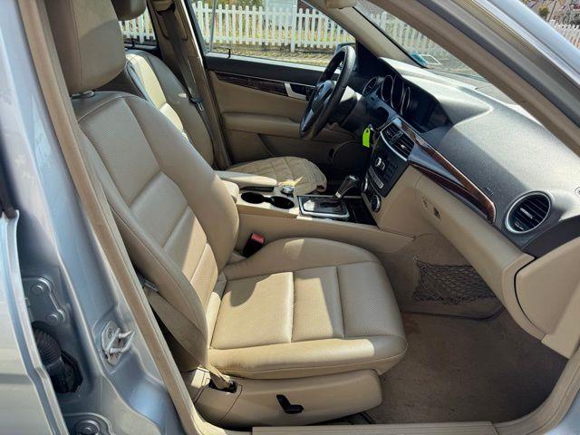2014 Mercedes-Benz C-Class C300 4MATIC Luxury photo