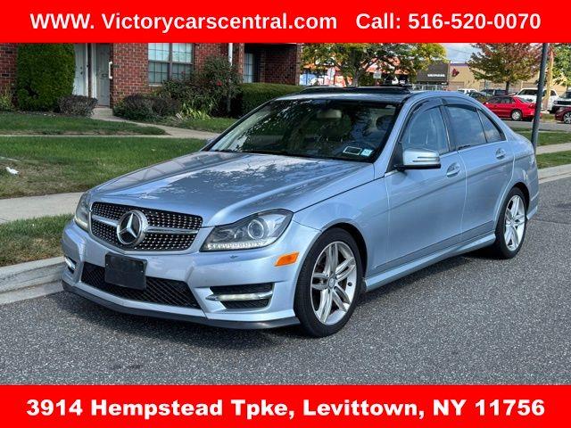 2014 Mercedes-Benz C-Class C300 4MATIC Luxury photo