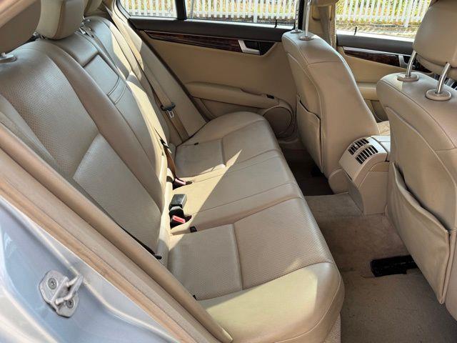 2014 Mercedes-Benz C-Class C300 4MATIC Luxury photo