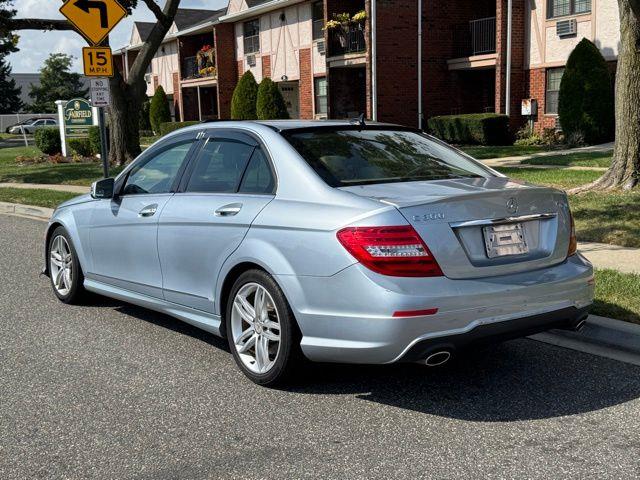 2014 Mercedes-Benz C-Class C300 4MATIC Luxury photo