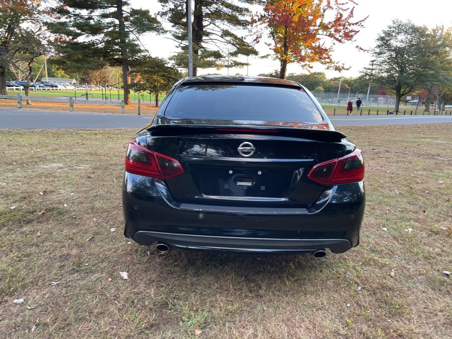 2016 Nissan Altima 4dr Sdn V6 3.5 SL photo