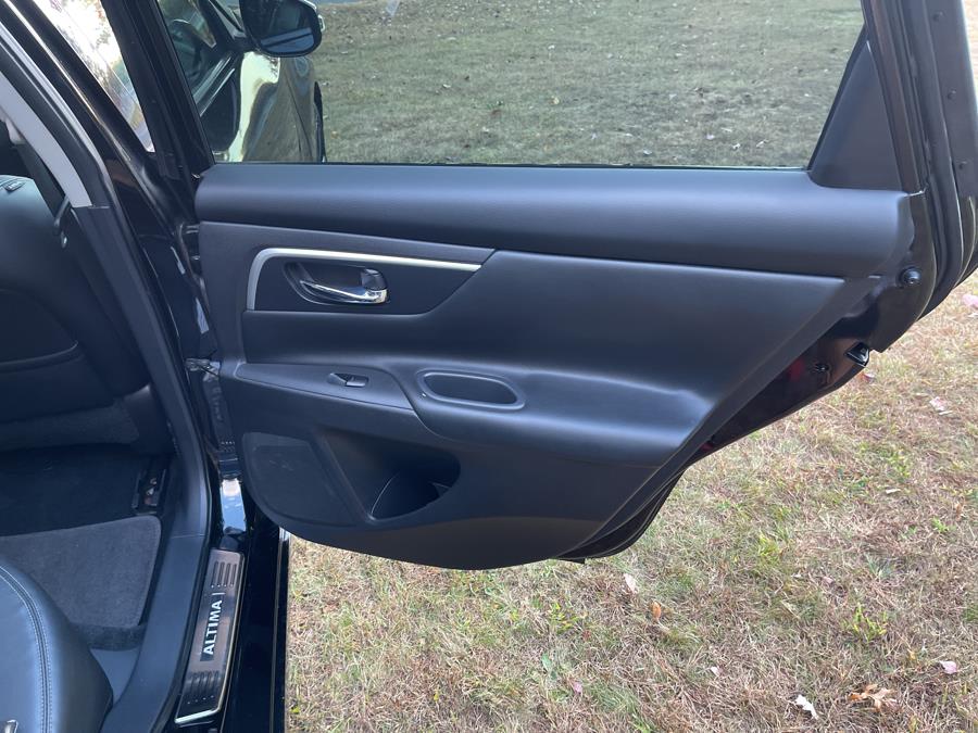 2016 Nissan Altima 4dr Sdn V6 3.5 SL photo