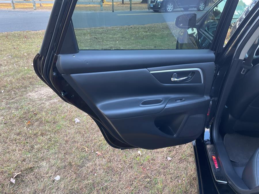 2016 Nissan Altima 4dr Sdn V6 3.5 SL photo