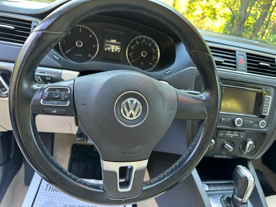 2013 Volkswagen Jetta TDI photo