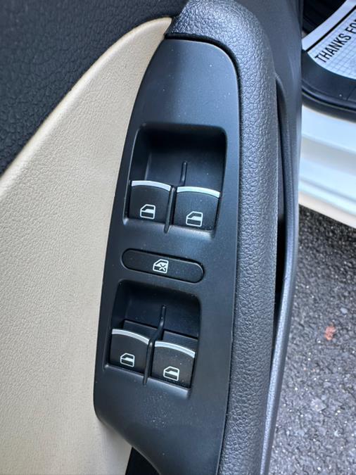 2013 Volkswagen Jetta TDI photo