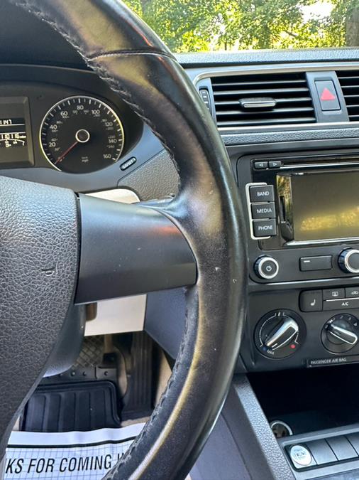 2013 Volkswagen Jetta TDI photo