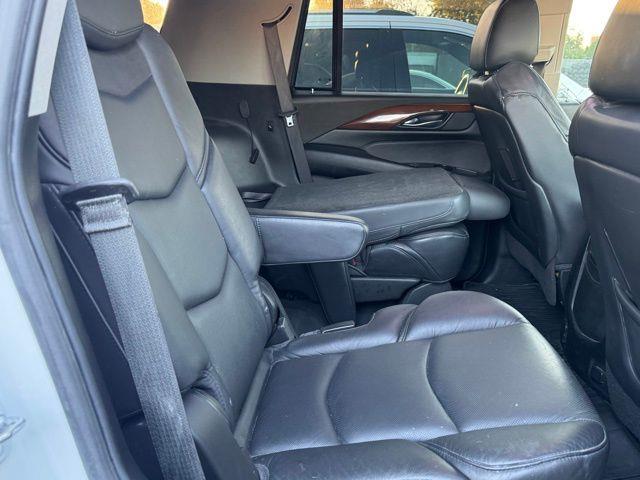 2018 Cadillac Escalade Premium Luxury photo