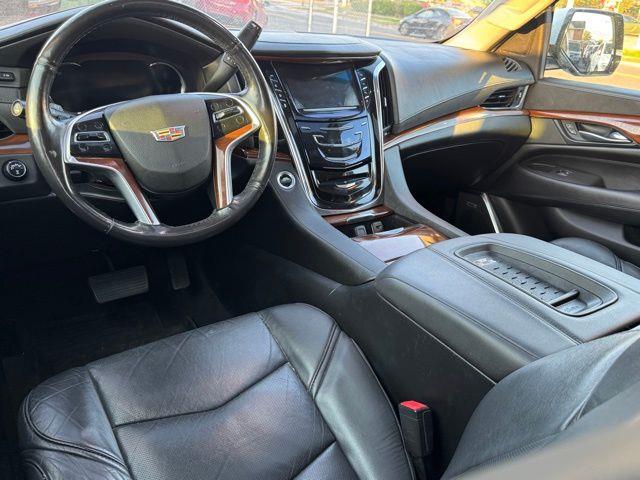 2018 Cadillac Escalade Premium Luxury photo