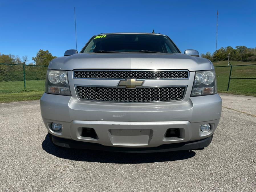 2011 Chevrolet Avalanche LS photo