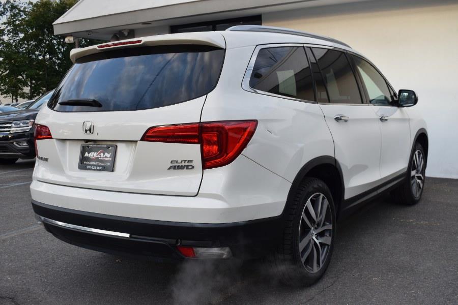2017 Honda Pilot Elite AWD photo