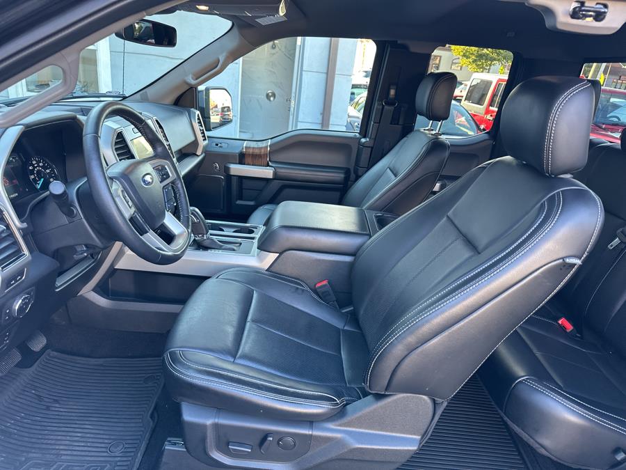 2019 Ford F-150 SuperCab, 3.5L V6 4x4 Lariat photo