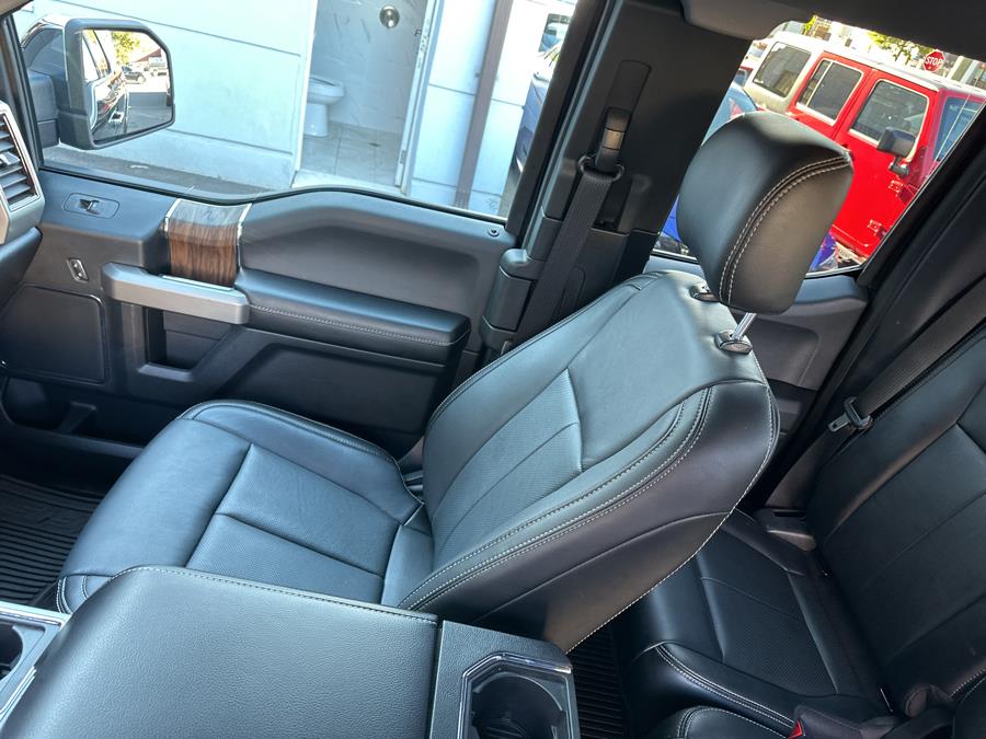 2019 Ford F-150 SuperCab, 3.5L V6 4x4 Lariat photo