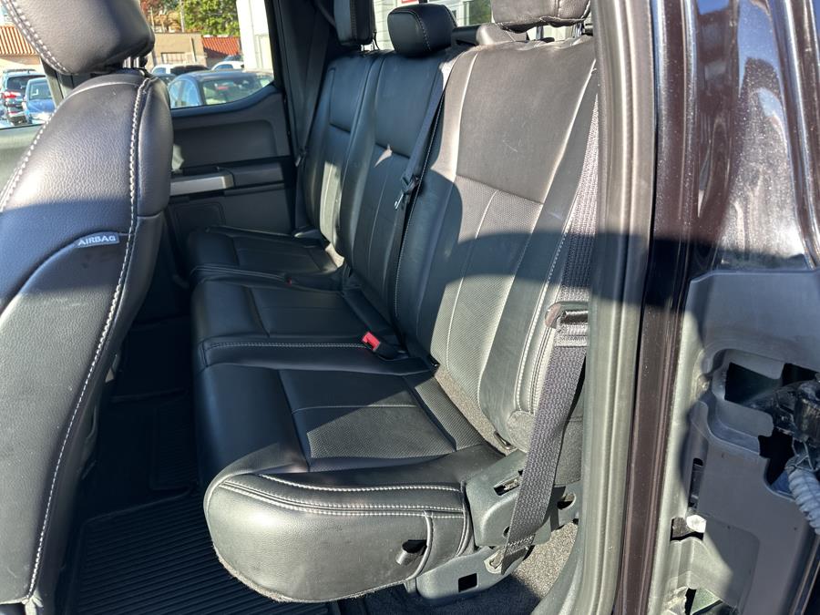 2019 Ford F-150 SuperCab, 3.5L V6 4x4 Lariat photo