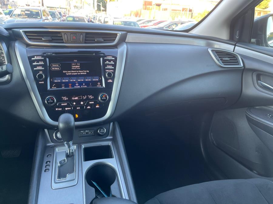 2022 Nissan Murano AWD S photo