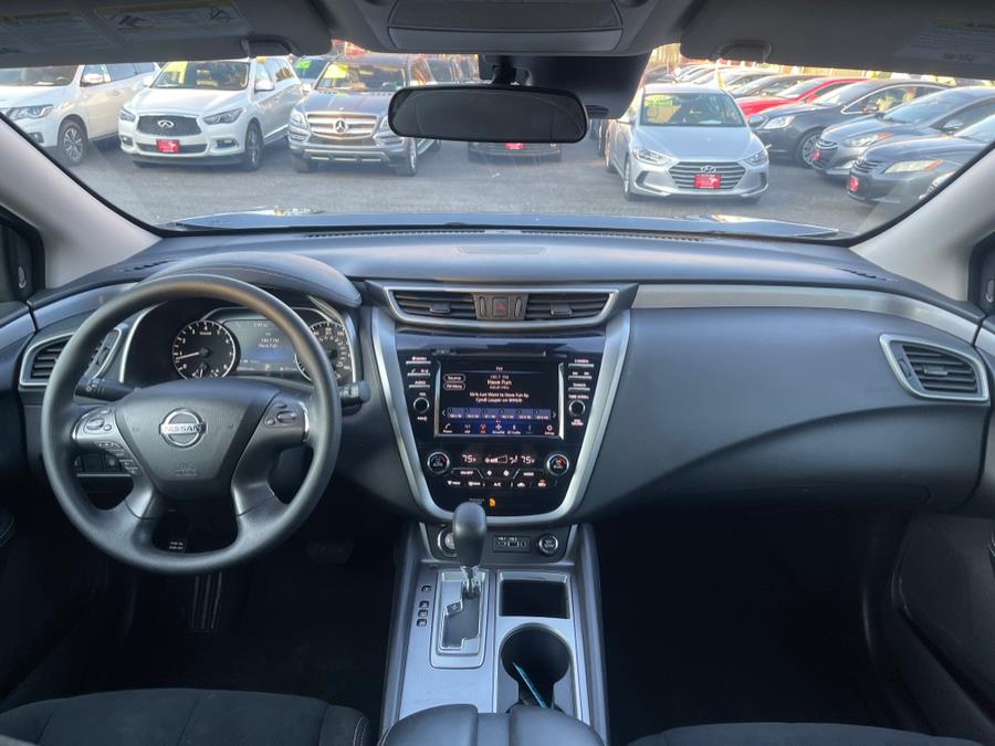 2022 Nissan Murano AWD S photo