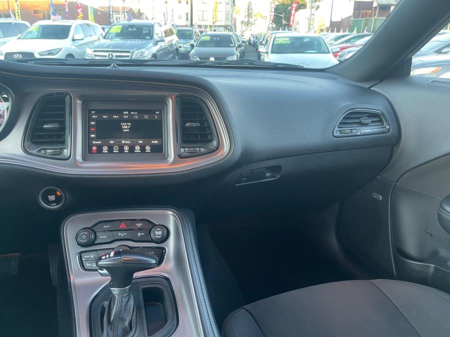 2023 Dodge Challenger GT AWD photo