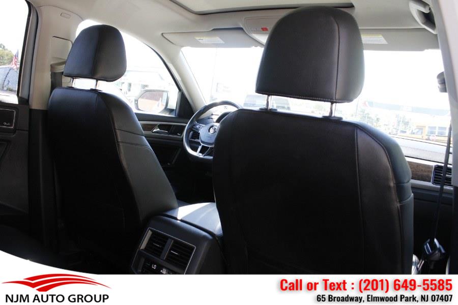 2019 Volkswagen Atlas 3.6L V6 SEL Premium 4MOTION photo
