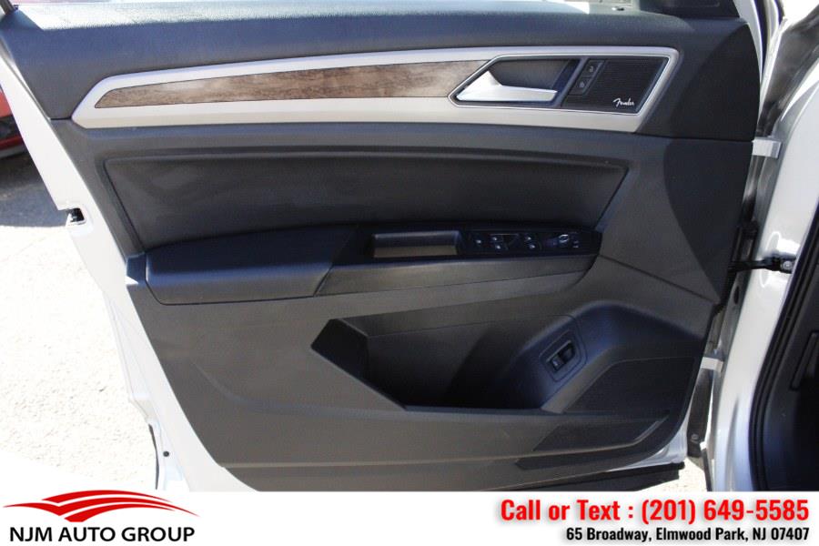 2019 Volkswagen Atlas 3.6L V6 SEL Premium 4MOTION photo