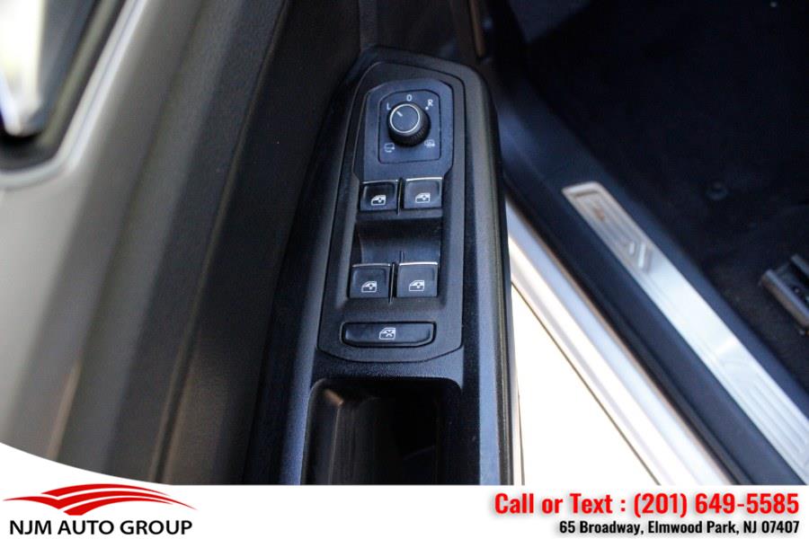 2019 Volkswagen Atlas 3.6L V6 SEL Premium 4MOTION photo