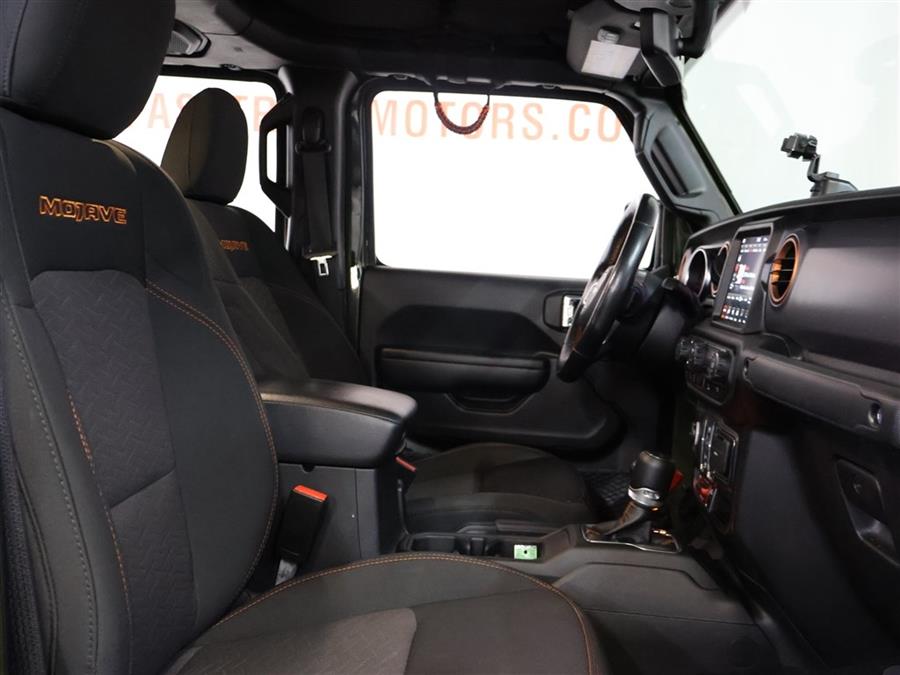 2021 Jeep Gladiator MOJAVE photo
