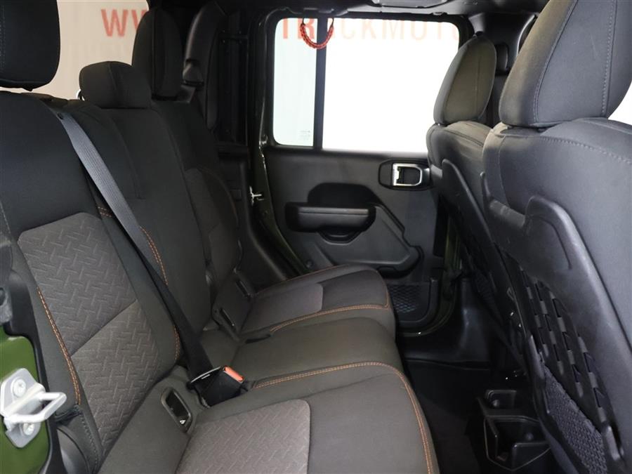 2021 Jeep Gladiator MOJAVE photo