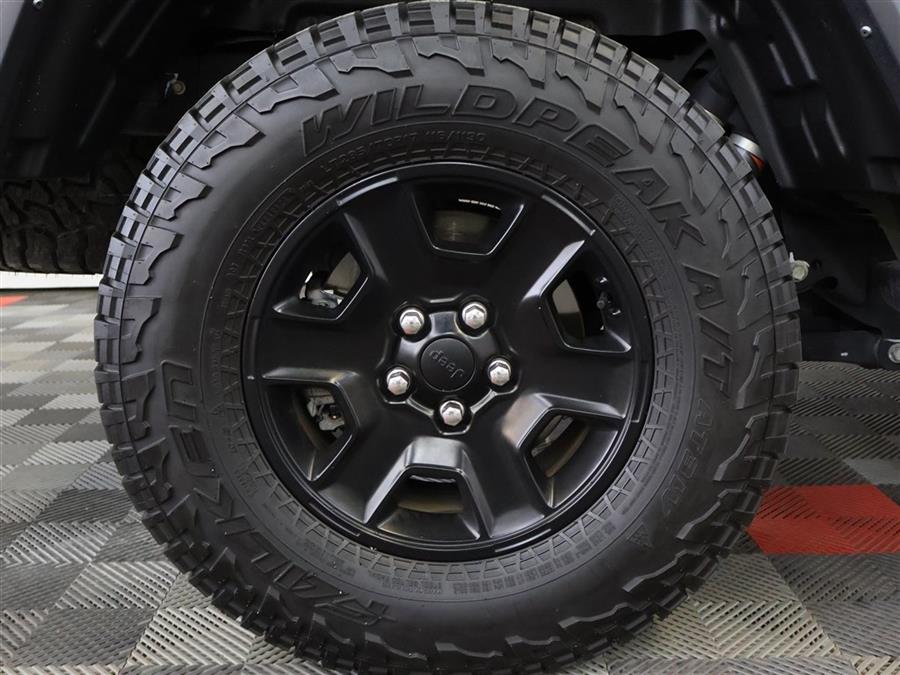 2021 Jeep Gladiator MOJAVE photo