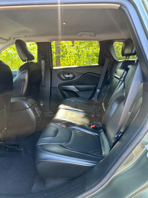2019 Jeep Cherokee Limited 4x4 photo